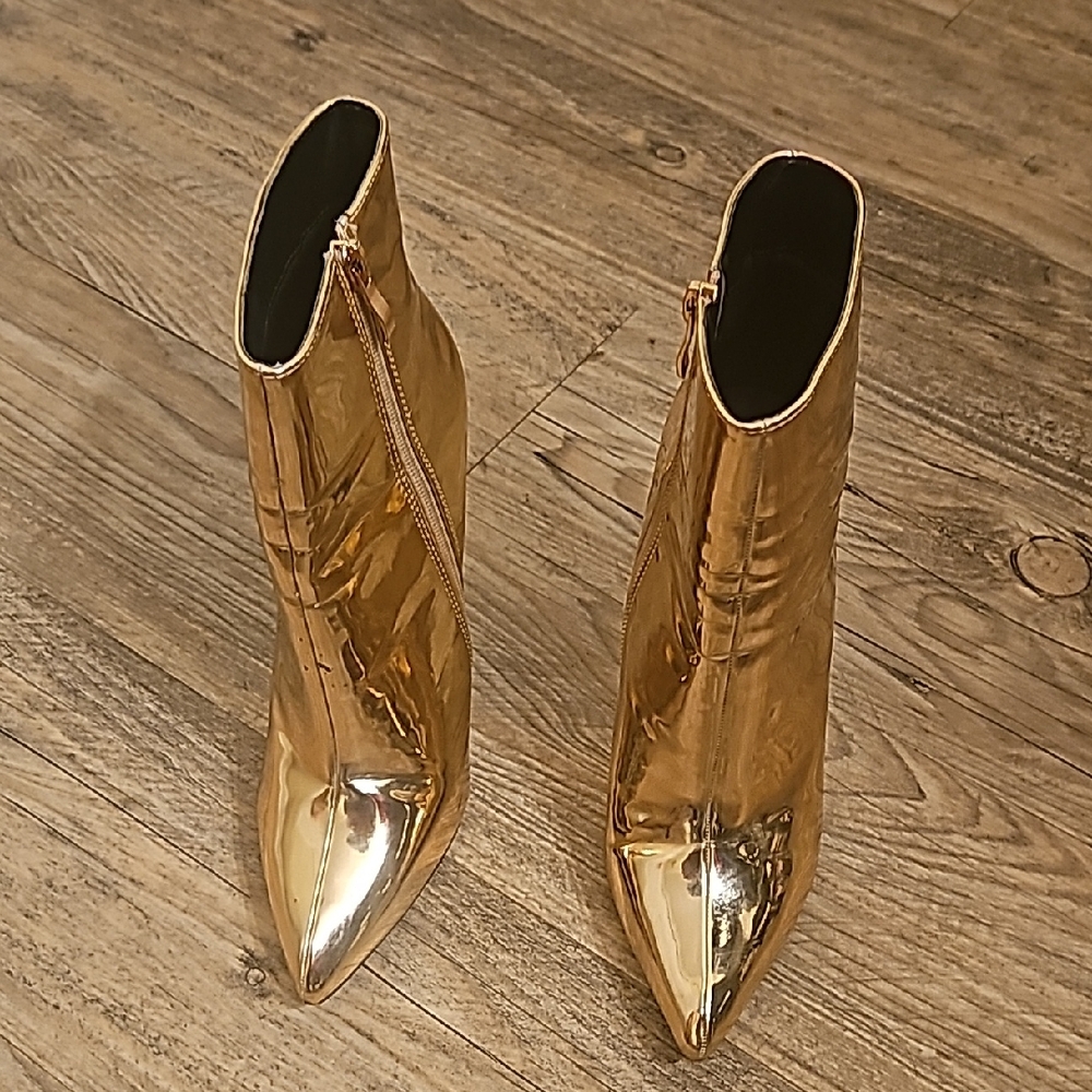 Melly M Shiny Gold Heeled Boots